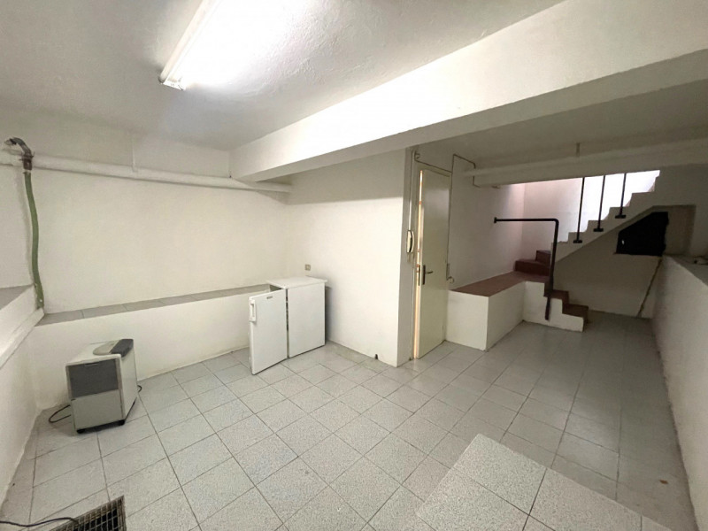 Immagine 2 di Negozio in vendita  a Padova