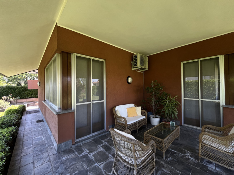 Immagine 12 di Villa in vendita  in Via Mantegna a Trezzano Sul Naviglio