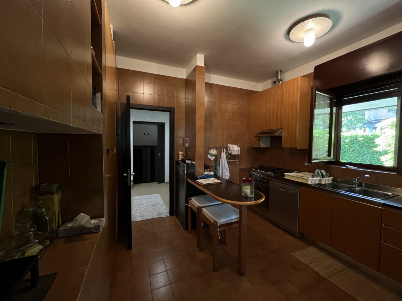 Immagine 31 di Villa in vendita  in Via Mantegna a Trezzano Sul Naviglio