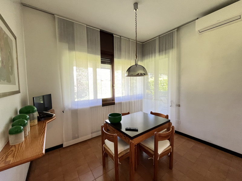 Immagine 33 di Villa in vendita  in Via Mantegna a Trezzano Sul Naviglio