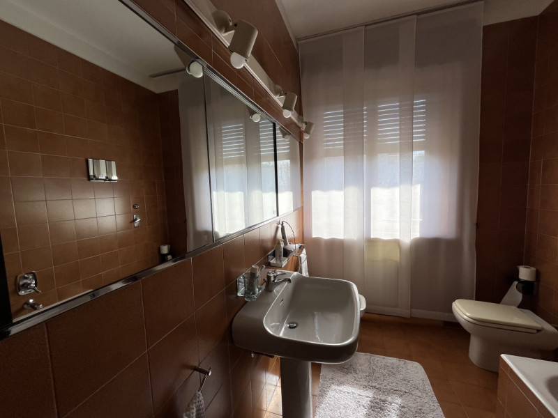 Immagine 45 di Villa in vendita  in Via Mantegna a Trezzano Sul Naviglio