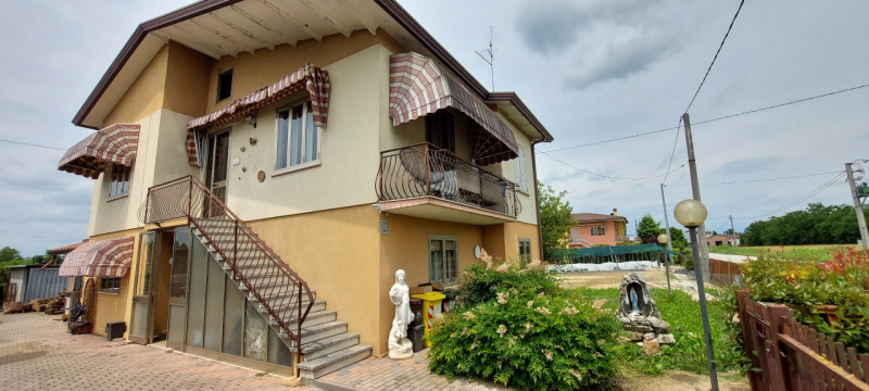 Immagine 2 di Casa indipendente in vendita  in Via Grantorto, 225/A a Piazzola Sul Brenta