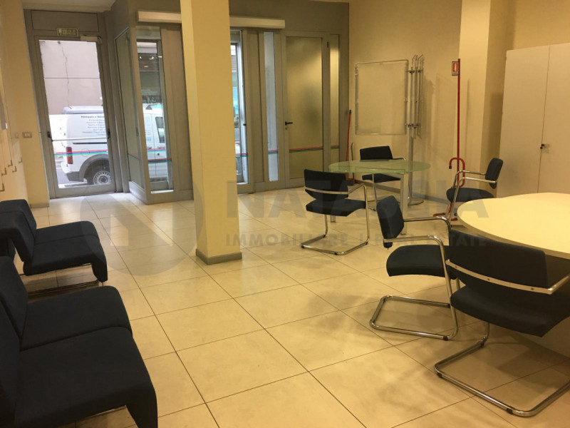 Immagine 6 di Ufficio in affitto  in PIAZZA CAIROLI a Pontassieve