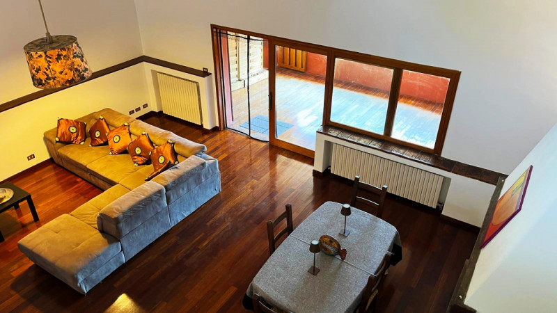 Immagine 7 di Villa in vendita  in via Montegallo a Osimo