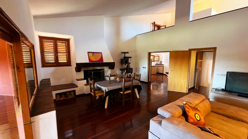 Immagine 8 di Villa in vendita  in via Montegallo a Osimo