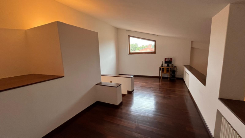 Immagine 29 di Villa in vendita  in via Montegallo a Osimo