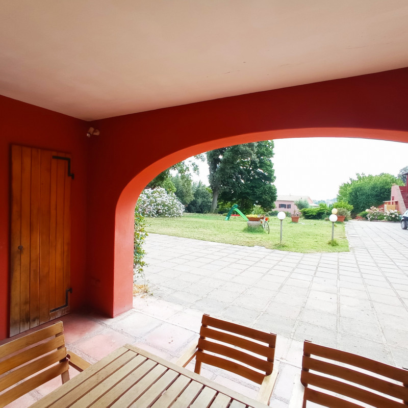 Immagine 48 di Villa in vendita  in via Montegallo a Osimo