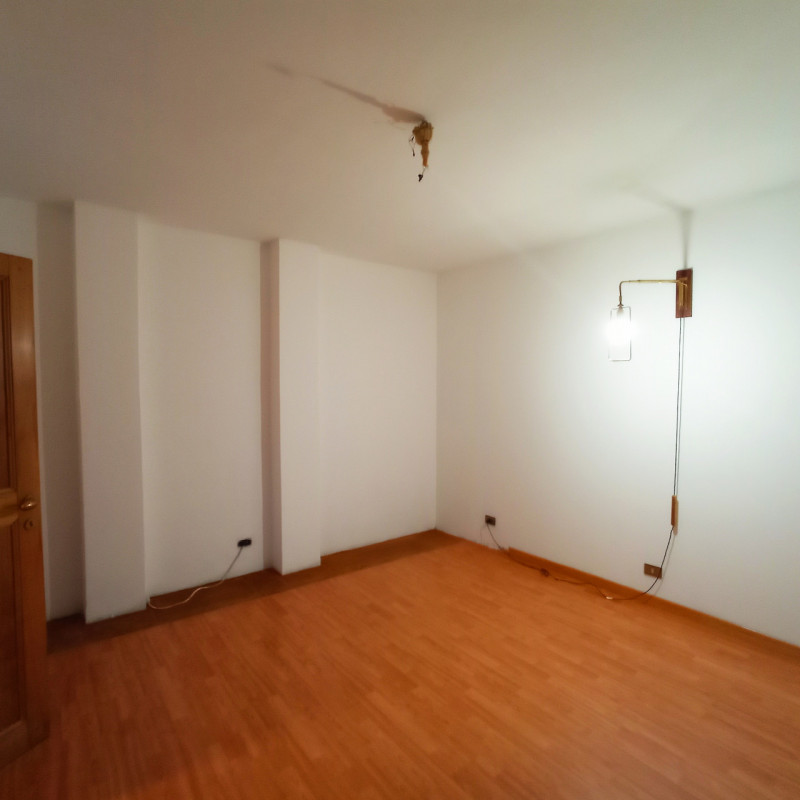 Immagine 49 di Villa in vendita  in via Montegallo a Osimo