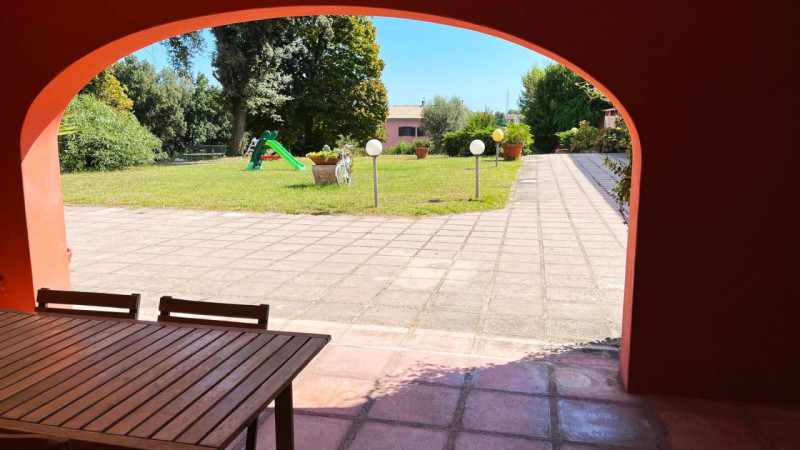 Immagine 63 di Villa in vendita  in via Montegallo a Osimo