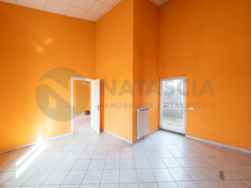 Immagine 1 di Ufficio in affitto  in VIALE DUCA DELLA VITTORIA a Rufina