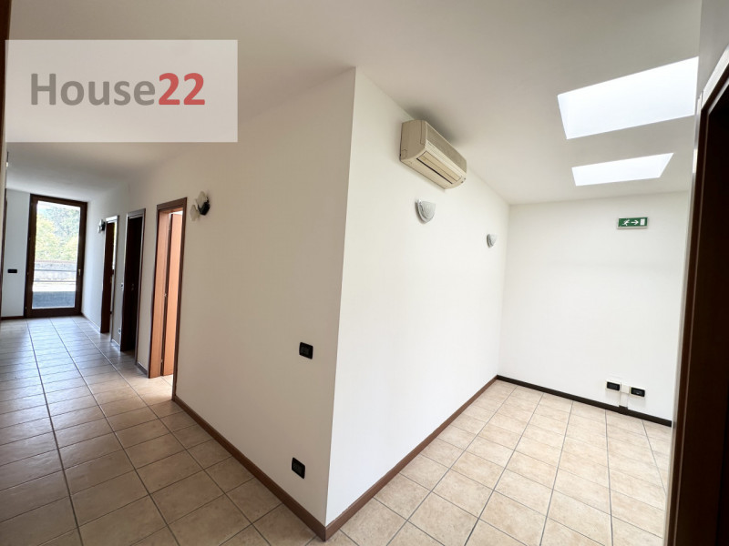 Immagine 10 di Appartamento in vendita  in Via Venezia 103 a Schio