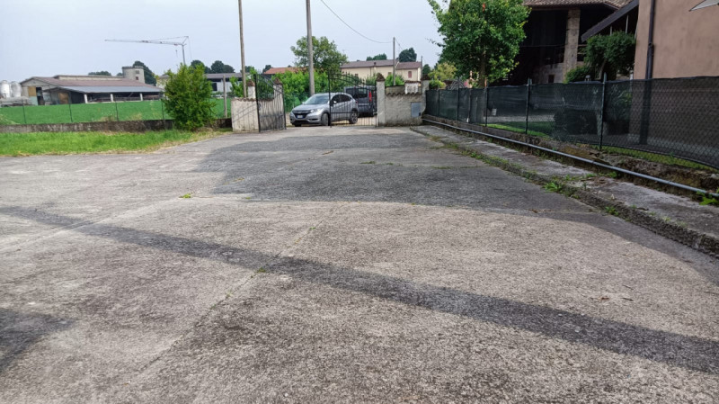 Immagine 6 di Casa indipendente in vendita  in località casalpoglio a Castel Goffredo