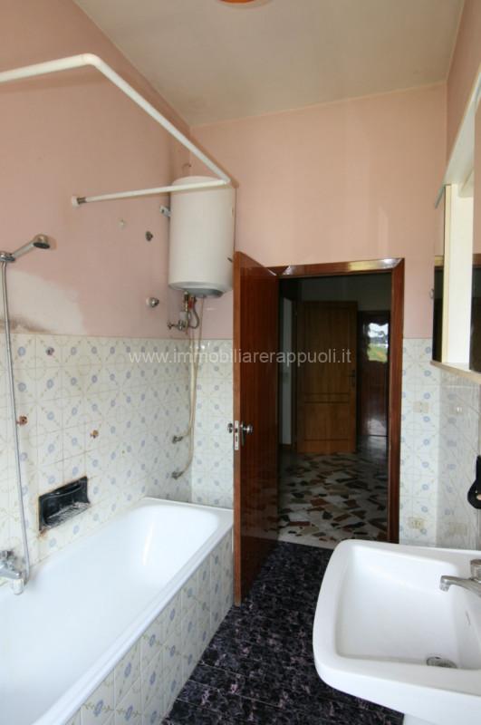 Immagine 21 di Casa indipendente in vendita  a Montepulciano