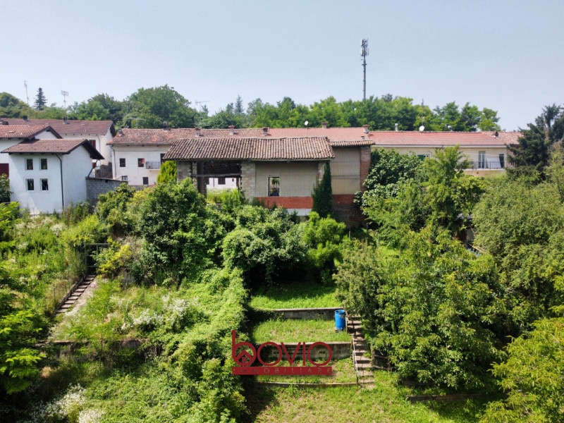 Immagine 38 di Villetta a schiera in vendita  in Via Mezzano a Villamiroglio