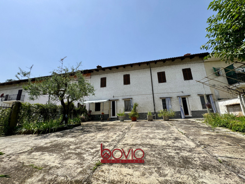 Immagine 49 di Villetta a schiera in vendita  in Via Mezzano a Villamiroglio