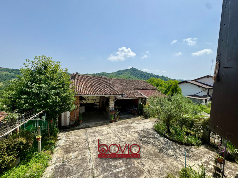 Immagine 56 di Villetta a schiera in vendita  in Via Mezzano a Villamiroglio