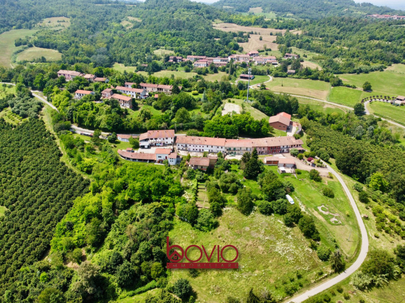 Immagine 58 di Villetta a schiera in vendita  in Via Mezzano a Villamiroglio