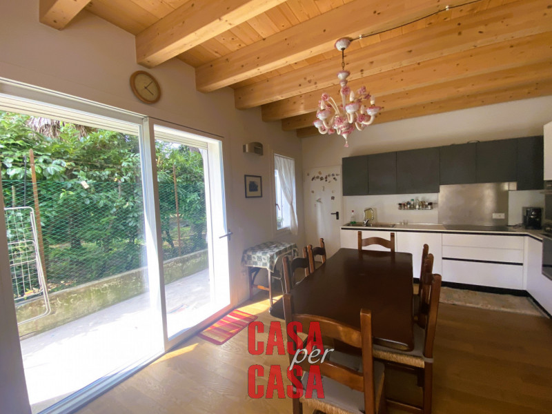 Immagine 3 di Casa indipendente in vendita  in Via principe Umberto a Este