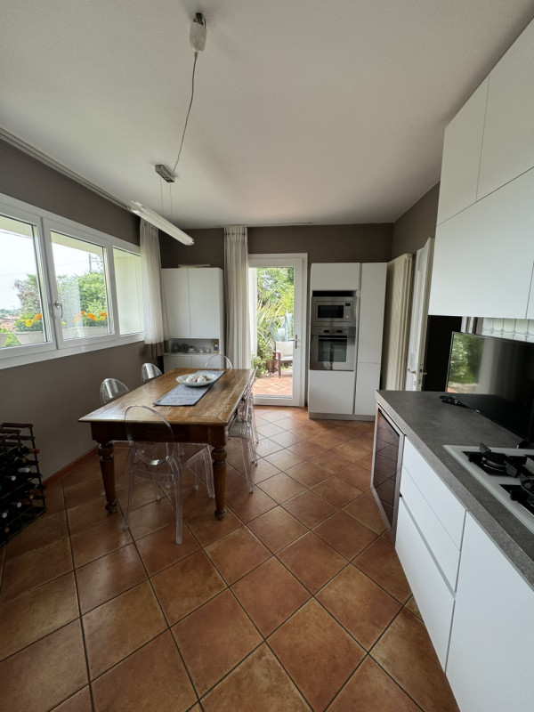 Immagine 3 di Casa indipendente in vendita  in via europa a Este