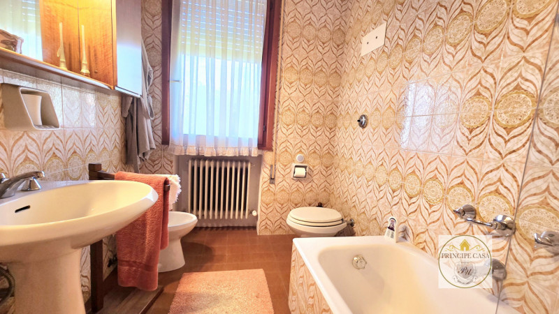 Immagine 28 di Casa indipendente in vendita  in via Venezia a Baone