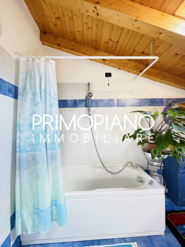 Immagine 31 di Casa indipendente in vendita  in Via Guido Lodron a Ala