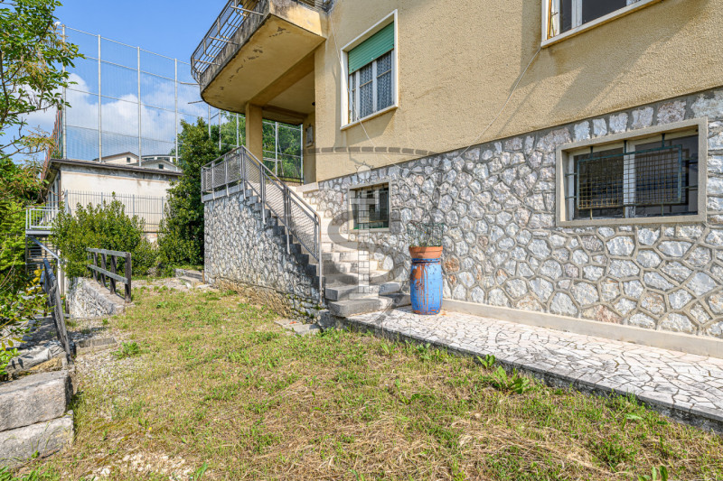 Immagine 4 di Casa indipendente in vendita  in Via Sisemol, 107 a Marostica