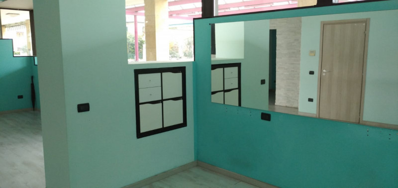 Immagine 4 di Negozio in affitto  a Monselice