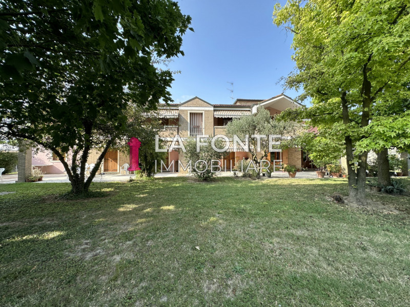 Immagine 3 di Casa bifamiliare in vendita  in Via Salata a Noventa Padovana