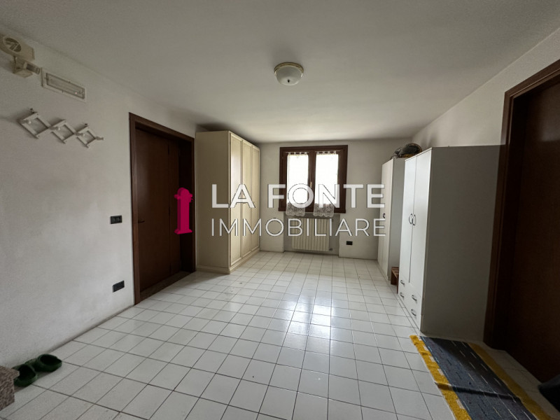 Immagine 17 di Casa bifamiliare in vendita  in Via Salata a Noventa Padovana