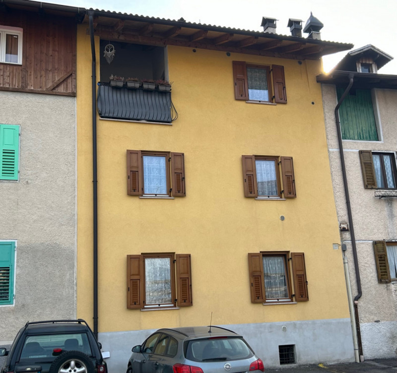 Immagine 1 di Appartamento in vendita  in VIA SALAMNA a Ville D'anaunia