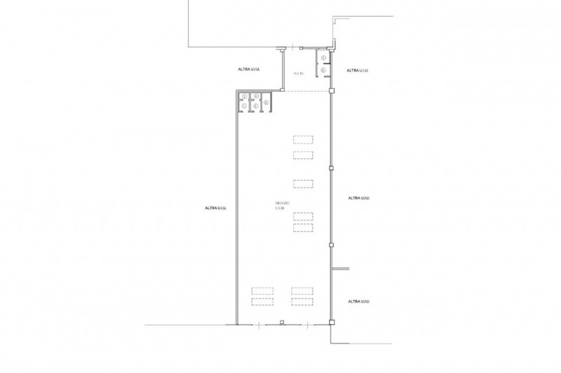 Immagine 1 di Magazzino in vendita  in Via Milazzo, N. 30 a Tortona