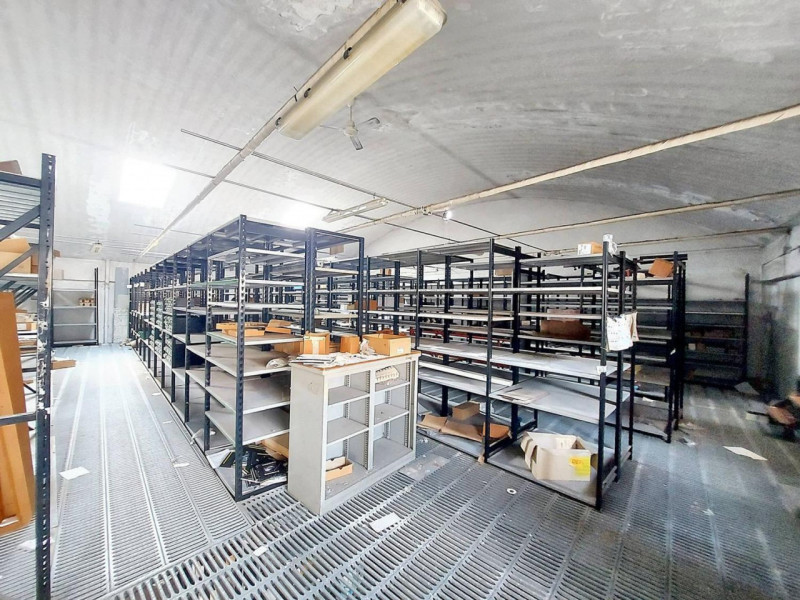 Immagine 8 di Magazzino in vendita  in Via Milazzo, N. 30 a Tortona