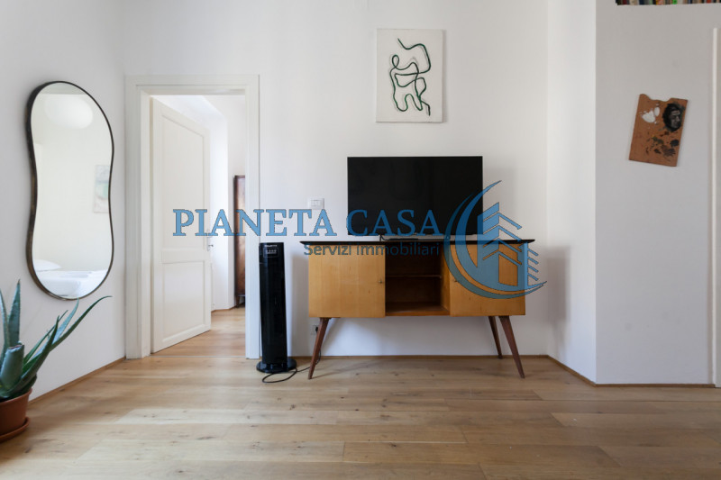 Immagine 2 di Appartamento in vendita  in Via Carlo farini a Milano