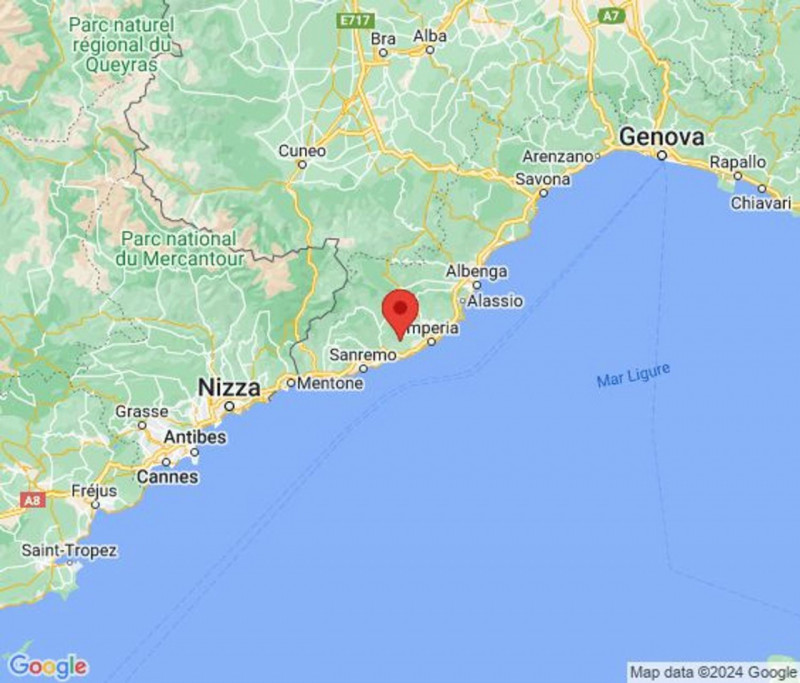 Immagine 14 di Terreno in vendita  in Strada Provinciale 45, N. snc a Pietrabruna