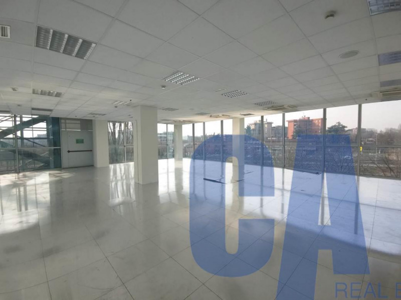 Immagine 10 di Ufficio in affitto  in VIA VENTICINQUE APRILE a San Donato Milanese