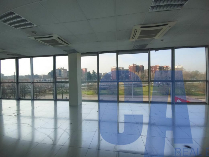 Immagine 18 di Ufficio in affitto  in VIA VENTICINQUE APRILE a San Donato Milanese