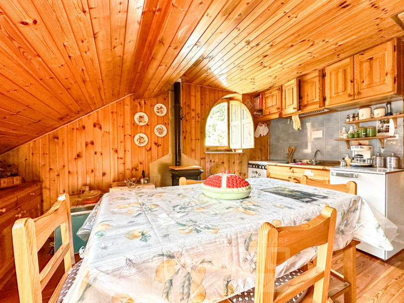 Immagine 4 di Appartamento in vendita  in Frazione Cadvilli a Cervatto