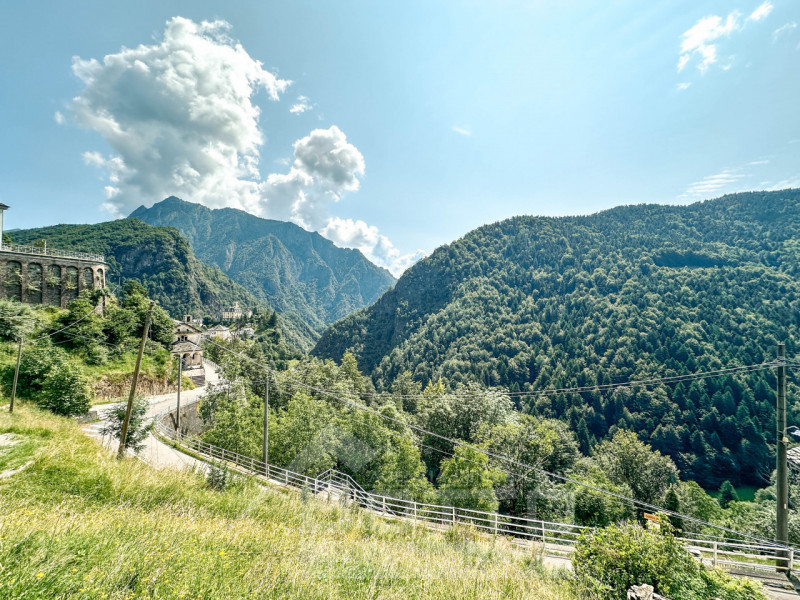 Immagine 8 di Appartamento in vendita  in Frazione Cadvilli a Cervatto