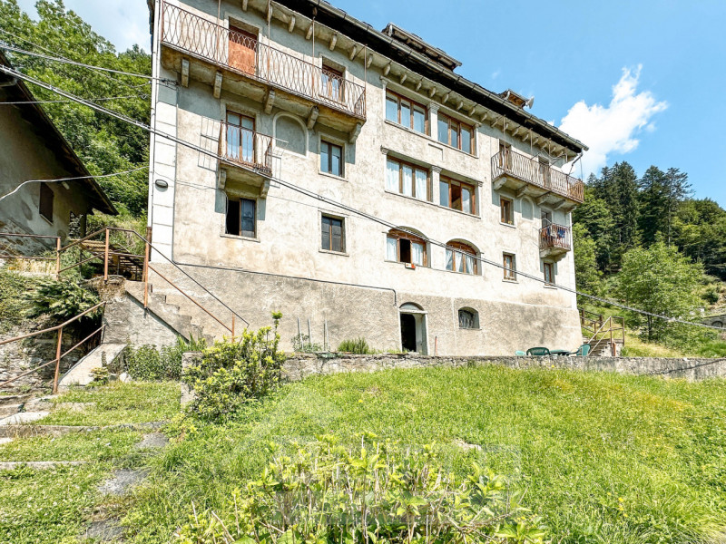 Immagine 9 di Appartamento in vendita  in Frazione Cadvilli a Cervatto