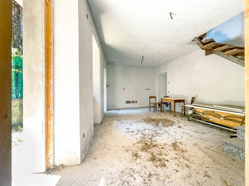 Immagine 3 di Casa indipendente in vendita  in Via Volta 86 a Brovello-Carpugnino