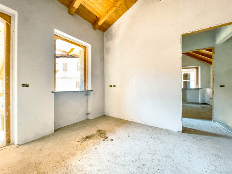 Immagine 5 di Casa indipendente in vendita  in Via Volta 86 a Brovello-Carpugnino