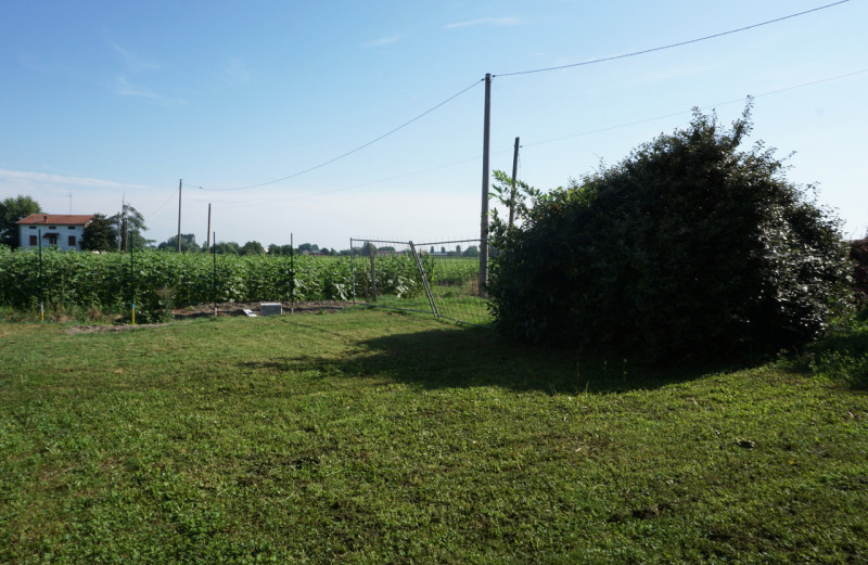 Immagine 10 di Villetta a schiera in vendita  in Strada della Puia, 9 a Sorbolo Mezzani