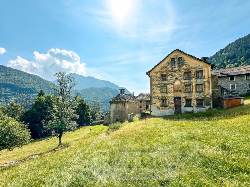 Immagine 6 di Rustico / casale in vendita  a Fobello