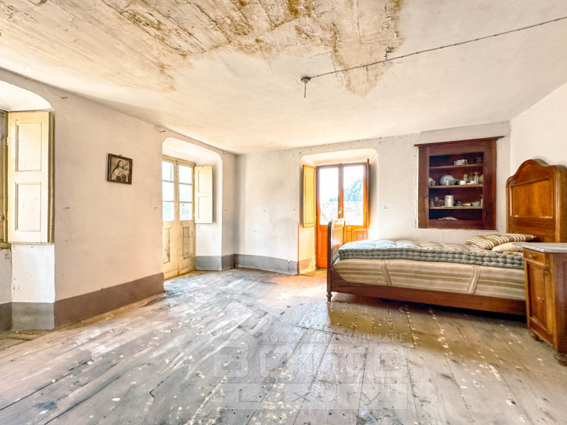 Immagine 9 di Rustico / casale in vendita  a Fobello