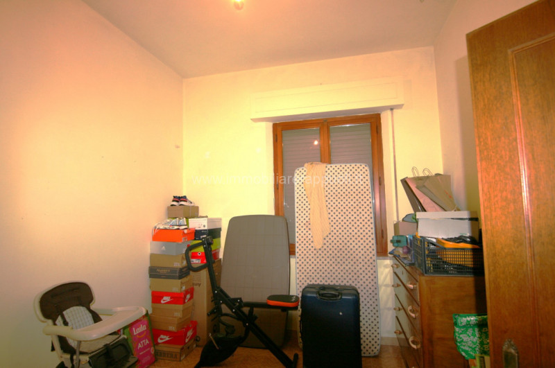 Immagine 3 di Appartamento in vendita  a Sinalunga