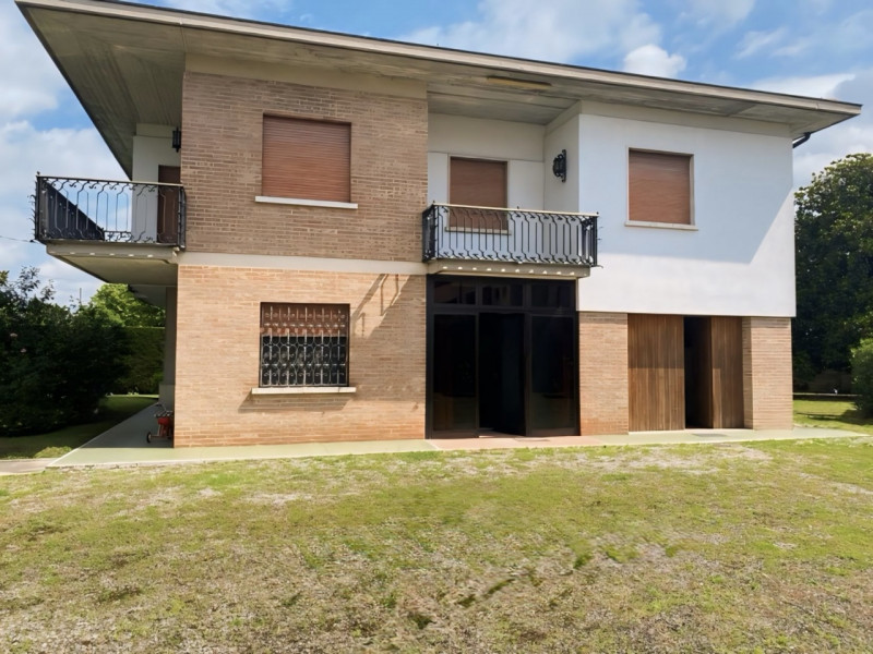 Immagine 8 di Casa indipendente in vendita  in Via Silvio Pellico a Piombino Dese