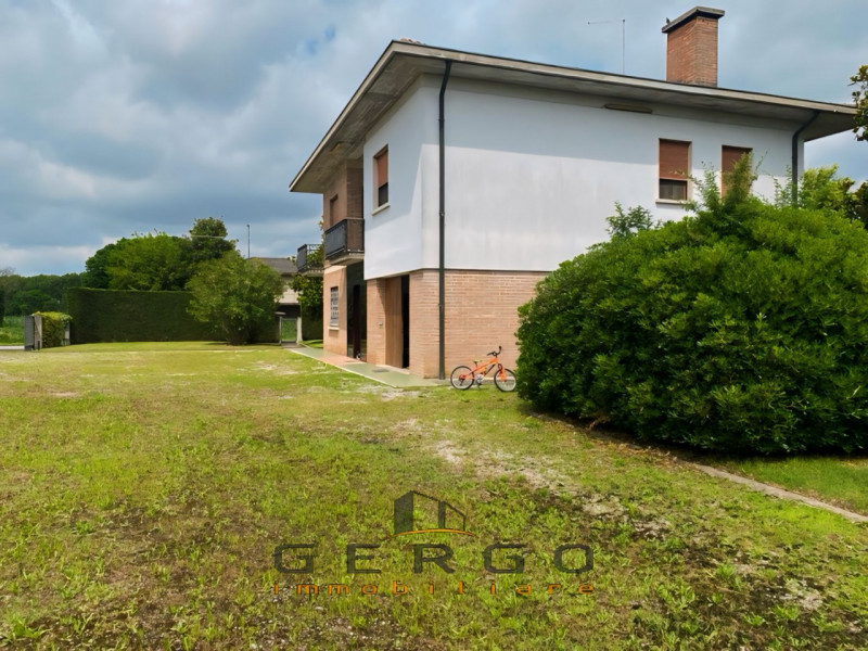 Immagine 16 di Casa indipendente in vendita  in Via Silvio Pellico a Piombino Dese