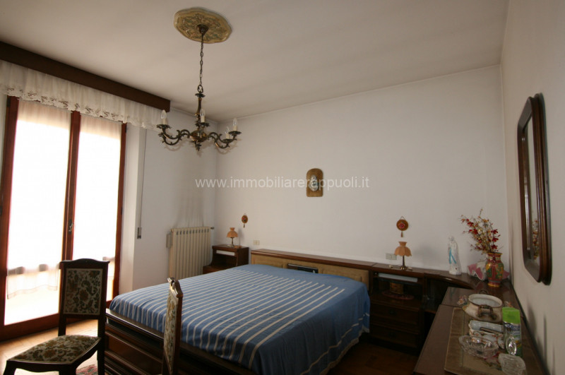 Immagine 13 di Appartamento in vendita  a Montepulciano