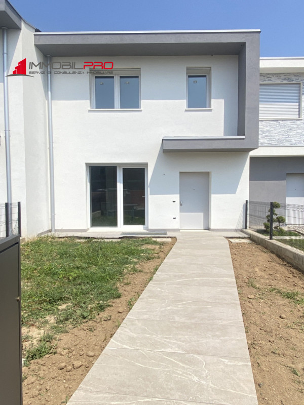 Immagine 3 di Villetta a schiera in vendita  in Via Rumor a Isola Vicentina