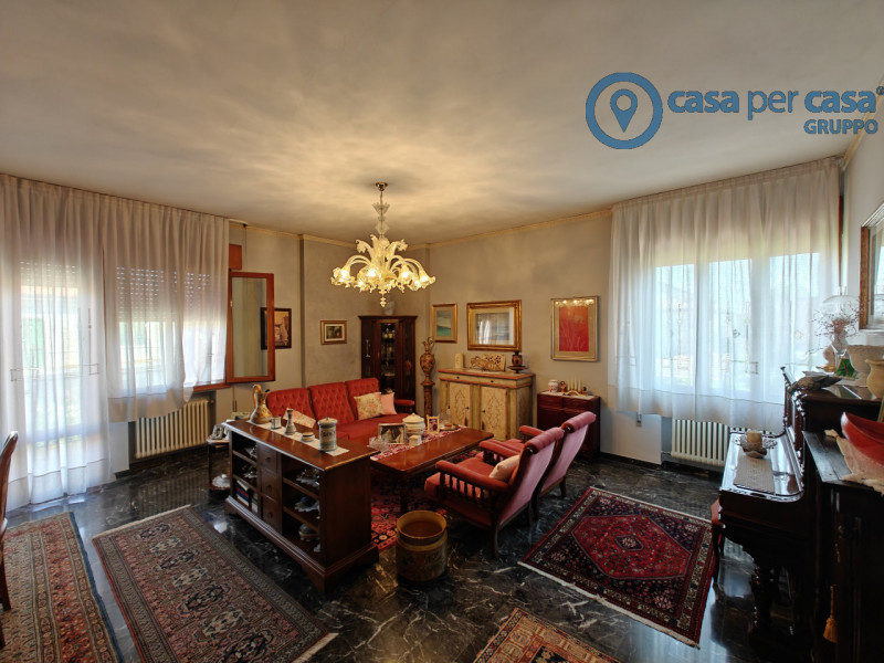 Immagine 18 di Casa indipendente in vendita  a Lusia